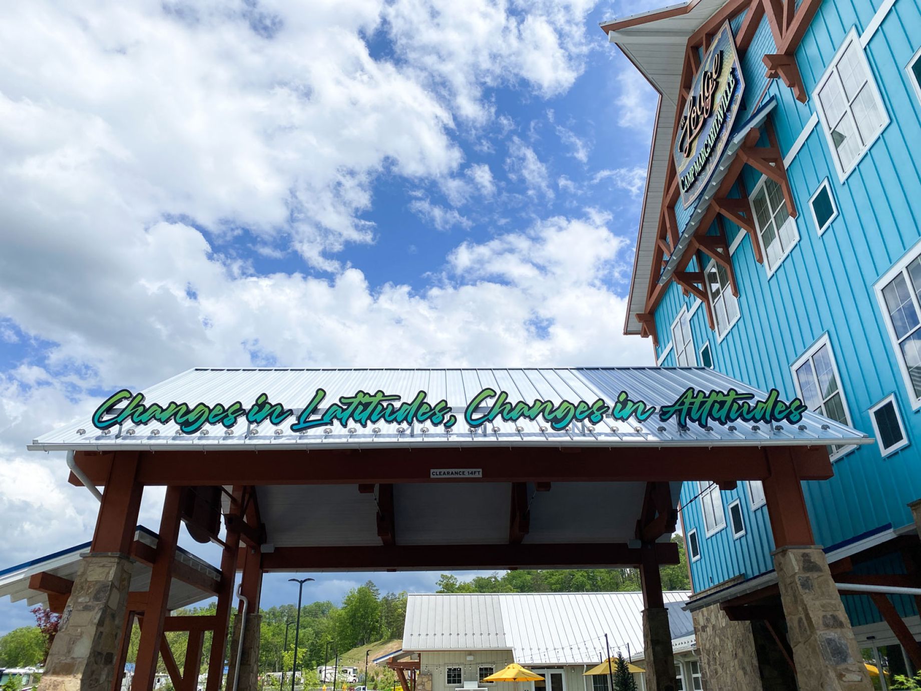 where to stay in pigeon forge tennessee CAMP MARGARITAVILLE